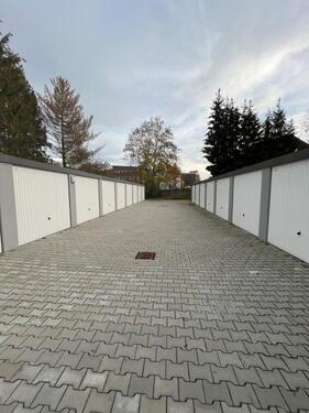 Foto - Neubau-Garage - mit Steckdose und Licht Naila