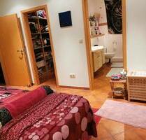 Raum zu vermieten, seperat begehbar, mit Bad - Gründau