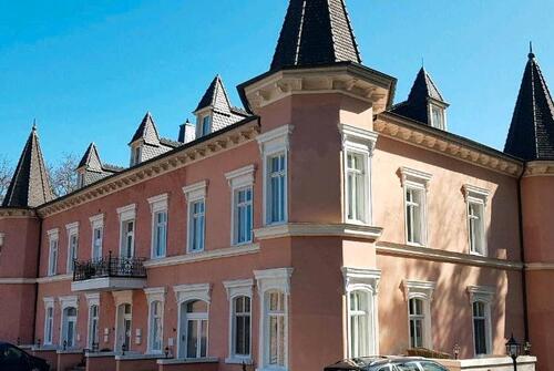 Foto - DG Wohnung mit Terrasse in historischer Villa