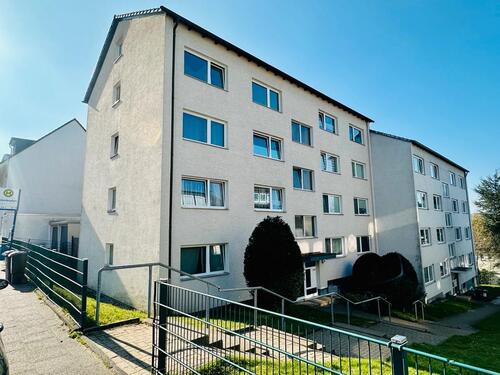 Foto - Gepflegte 3-Zimmer-Wohnung mit Balkon in ruhiger Lage (71 m²)