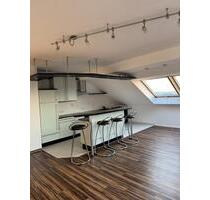 3-Raum Dachgeschosswohnung mit Küche - Reichenbach im Vogtland