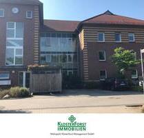 Schöne 3-Zimmer-Wohnung mit 2 Balkonen und eigenem KFZ-Stellplatz - Itzehoe