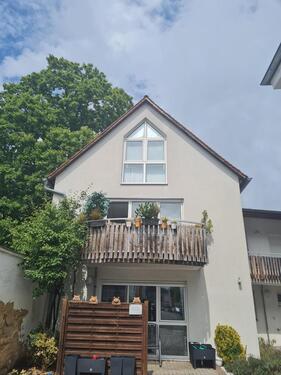 Foto - Helle Galeriewohnung mit privatem Stellplatz und moderner EBK