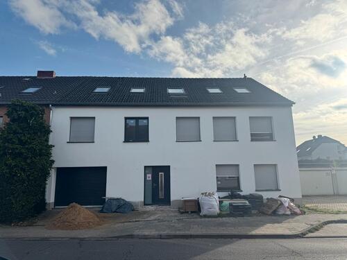 Foto - Erstbezug nach Kernsanierung in Düren 52353!