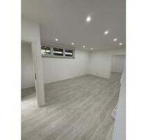 Rutesheim-Heuweg: 2-Zi-Souterrain-Einliegerwohnung, renoviert