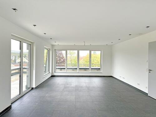 Foto - Moderne Büroetage mit 3-5 Büroräumen, Dachterrasse, Fahrstuhl und Tiefgarage in Bad Oeynhausen-Innenstadt