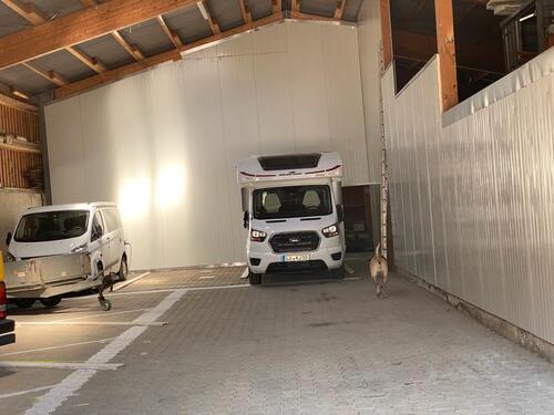 Foto - Hallenstellplatz Boot, Wohnmobil etc. ab sofort frei