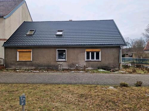 Foto - Haus zum Verkauf - 30.000,00&nbsp;EUR Kaufpreis, ca.&nbsp; 95,00&nbsp;m&sup2;