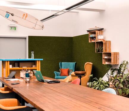 Foto - Zentrales, vollausgestattetes Einzelbüro im 247 Coworking-Space