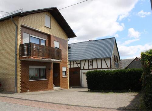 Foto - EFH mit Garage und Scheune - 149.000,00 EUR Kaufpreis,
