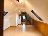 Foto - 1 Zimmer Dachgeschoßwohnung zur Miete in Mücke