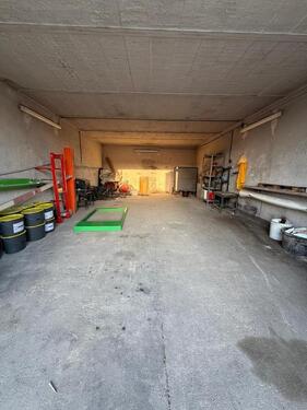 Foto - Werkstatt, Lagerraum für Handwerker, Storage; Halle sauber und trocken