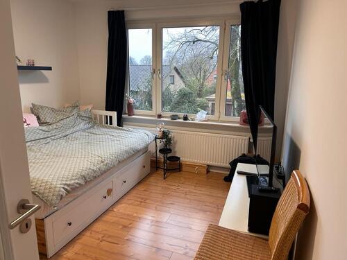 Foto - WG Zimmer mit eigenem Bad in zentraler Lage