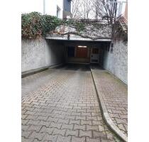 Tiefgaragenstellplatz zu vermieten - Schönaich