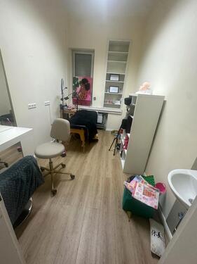 Foto - Raum im Friseursalon - 400,00&nbsp;EUR Kaltmiete, ca.&nbsp; 15,00&nbsp;m&sup2;
