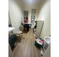 Raum im Friseursalon - 400,00&nbsp;EUR Kaltmiete, ca.&nbsp; 15,00&nbsp;m&sup2; in Hannover (PLZ: 30165) Vahrenwald-List