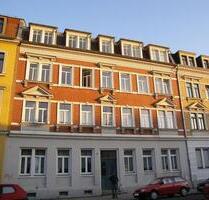 Ab August 2026: 2,5-Zimmer-Maisonettewohnung mit Laminatboden, sep. Küche und zwei Bädern - Dresden Pieschen
