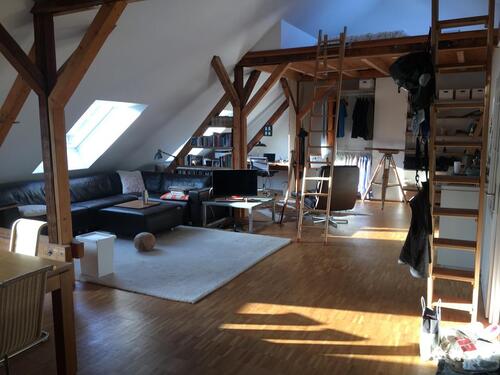 Foto - Voll möblierte loftartige DG-Wohnung