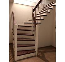 Zentral gelegene Wohnung mit Balkon & Tiefgaragenstellplatz - Lingen (Ems)