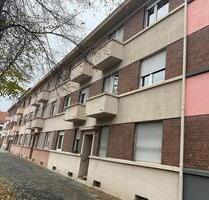 Helle 2 Zimmerwohnung mit Balkon in Mannheim-Neckarau