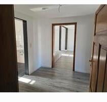 Schöne 2 zimmerwohnung bei Bahnhof mit wbs Schein 420€ kalt miete - Rotenburg an der Fulda