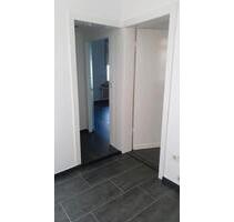 4 Zimmer Wohnung Solingen - 950,00&nbsp;EUR Kaltmiete, ca.&nbsp; 85,00&nbsp;m&sup2; in Solingen (PLZ: 42657) Höhscheid