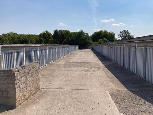 Foto - Garage zu vermieten in Halberstadt, auf gesichertem Gelände