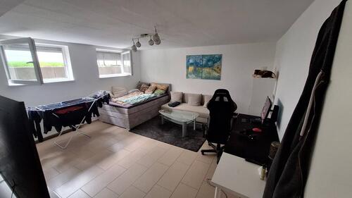 Foto - Helle 1 Zimmer KB Souterrain-W. mit guter Verkehrsanbindung