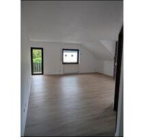 4- Zimmer Dachgeschosswohnung - 800,00 EUR Kaltmiete, in Bausendorf (PLZ: 54538)
