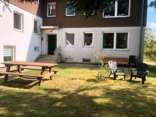 Foto - Zu vermieten: helle und großzügige 3-Zimmer-Wohnung in HAHNENKLEE