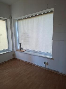 Foto - Kleine Ladenfläche Büro Laden mit Schaufenster zu vermieten