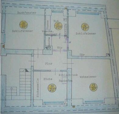 Foto - 700 € - 73 m² - 3.0 Zi. schöne Dachgeschosswohnung Kasel