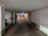 Foto - heller Tiefgaragenstellplatz direkt am Eingang Maxfeld Stadtpark