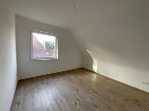 Foto - 3 Zimmer Dachgeschoßwohnung zur Miete in Wilhelmshaven