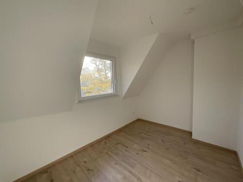 Foto - Dachgeschoßwohnung in Wilhelmshaven zur Miete