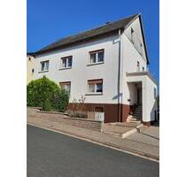 Einfamilienhaus, Einliegerwohnung & Grundstück 1093m2 in Weilburg