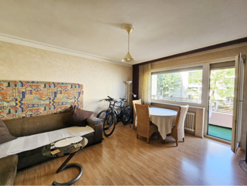 Foto - Gepflegte 2-Zimmerwohnung mit Balkon und TG-Stellplatz im Ostend