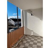 Helle 3-Zimmer-Wohnung mit Balkon & Tiefgarage in Königsbrunn