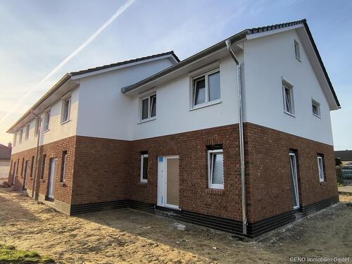 Foto - Neubau-Reihenhäuser zu vermieten!