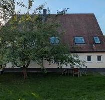 Helle 3-Zi.Wohnung mit EBK, Garten, Stellplatz, in Oberhembach - Pyrbaum