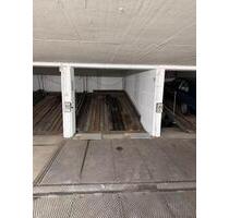 Ein Stellplatz (Tiefgarage, Duplex) zu vermieten, Starenweg - München Am Hart