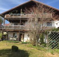 Zwei Zimmer - 750,00&nbsp;EUR Kaltmiete, ca.&nbsp; 55,00&nbsp;m&sup2; in Stamsried (PLZ: 93491)