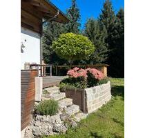 Möblierte 2 Zimmer Einliegerwohnung mit Terrasse Nähe Rosenheim - Stephanskirchen