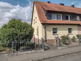 Foto - Haus - Doppelhaushälfte mit Doppel-Garage