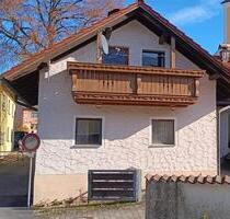 DAHOAM kleines Haus mit Balkon 30 km nahe Regensburg - Falkenstein