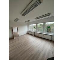 Gewerbeflächen 24 qm in Eggersdorf zu vermieten 5. OG - Petershagen/Eggersdorf