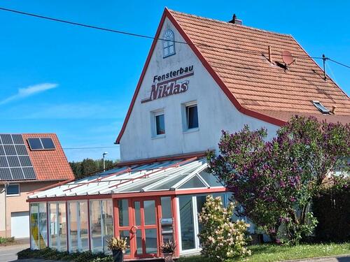 Foto - 2- Familienhaus, auch als Geschäftshaus geeignet