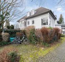 2,5-Zi.-Maisonette mit Galerie & Südloggia in München Trudering