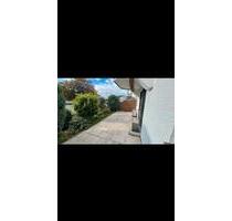 Helle 2-Zimmer-Erdgeschosswohnung mit Garten & TG zu vermieten - Waldkraiburg