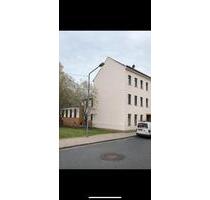 Zweifamilienhaus mit großem Grundstück !! - Meerane